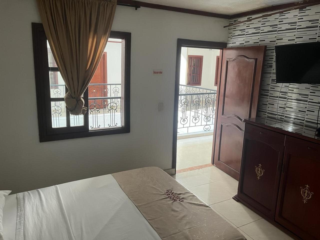 Hotel Davinci Calarcá المظهر الخارجي الصورة